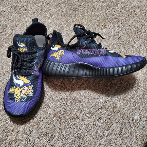 Women's Minnesota Vikings Sport Shoe - Picture 7 of 8